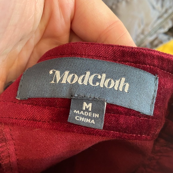 ❤️NWOT Modcloth Velvet Jumper - Picture 6 of 8